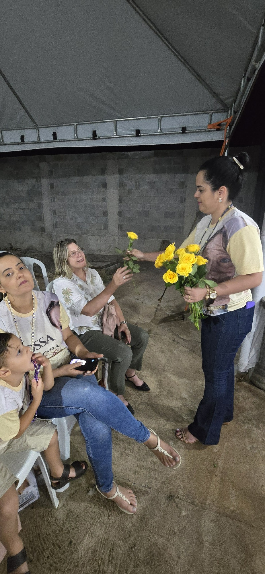 Novena A Nossa Senhora Das Gracas Dia 2